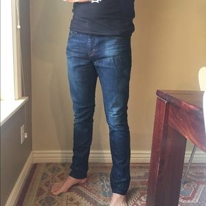 Joe’s 33